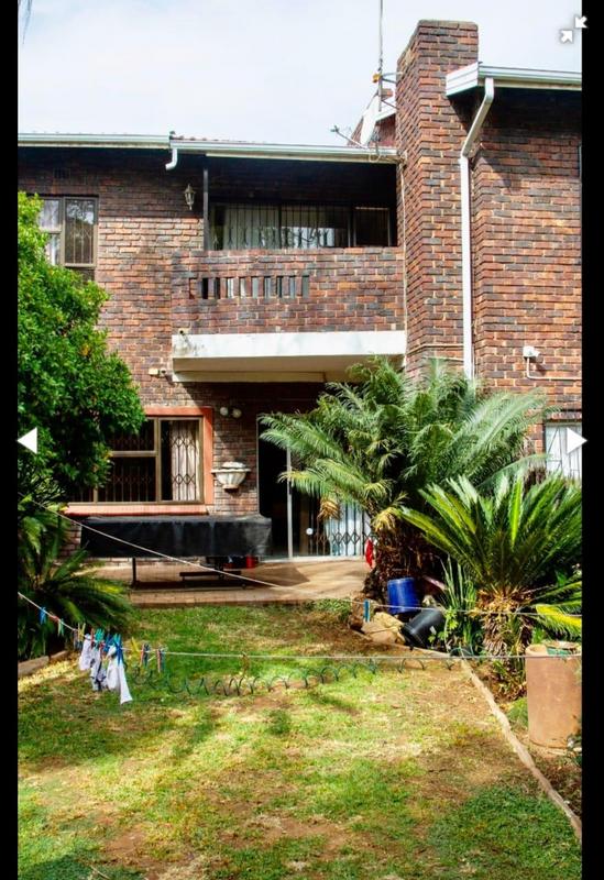 To Let 3 Bedroom Property for Rent in Meadowbrook Gauteng