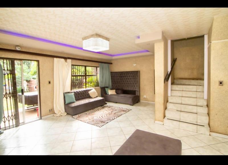 To Let 3 Bedroom Property for Rent in Meadowbrook Gauteng