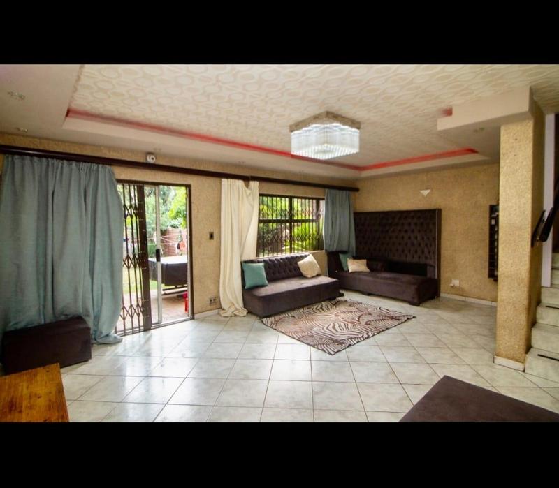 To Let 3 Bedroom Property for Rent in Meadowbrook Gauteng