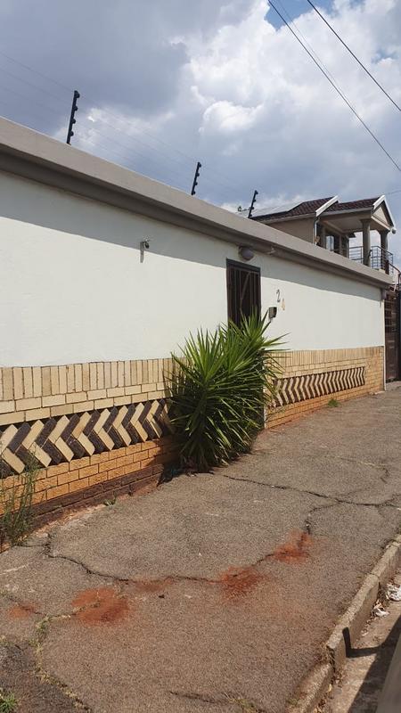 To Let 3 Bedroom Property for Rent in Kensington Gauteng