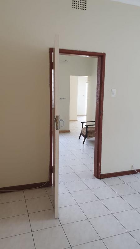 To Let 3 Bedroom Property for Rent in Kensington Gauteng