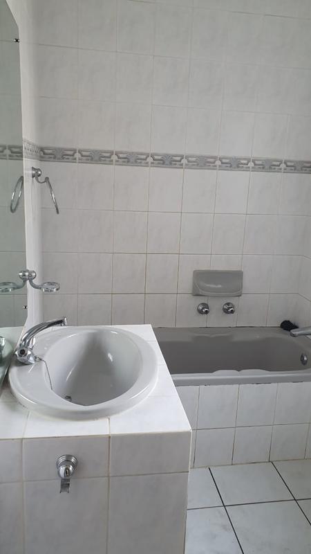 To Let 3 Bedroom Property for Rent in Kensington Gauteng