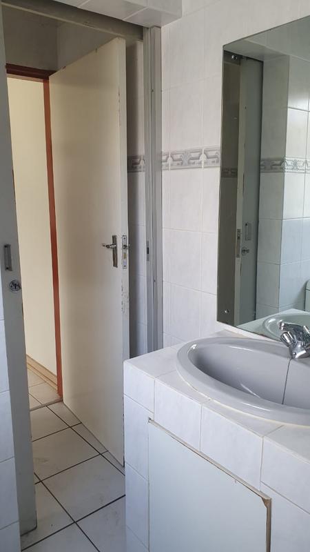 To Let 3 Bedroom Property for Rent in Kensington Gauteng
