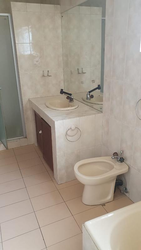To Let 3 Bedroom Property for Rent in Kensington Gauteng