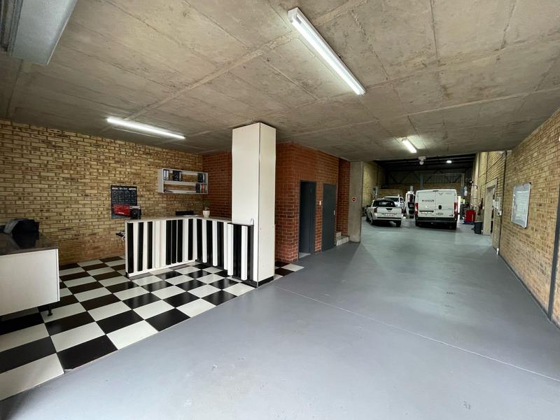 To Let commercial Property for Rent in Hennops Park Industrial Gauteng