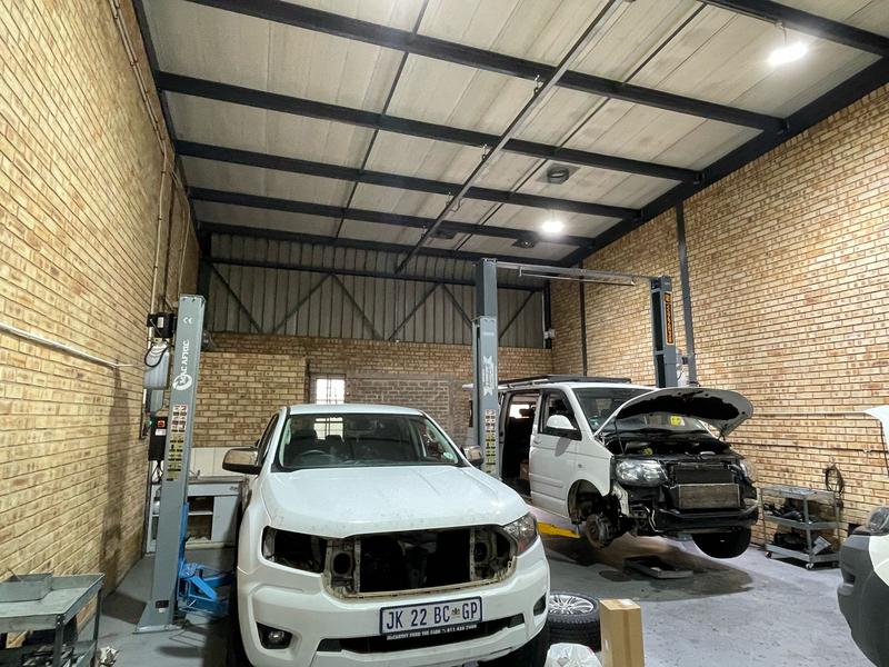 To Let commercial Property for Rent in Hennops Park Industrial Gauteng