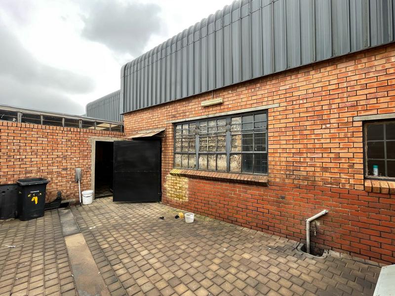 To Let commercial Property for Rent in Hennops Park Industrial Gauteng