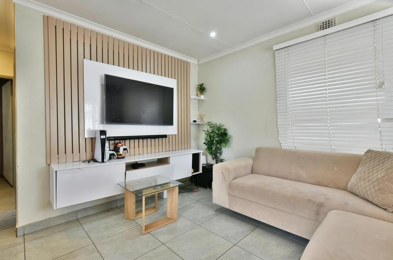 2 Bedroom Property for Sale in Alberton Gauteng