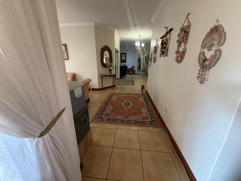 4 Bedroom Property for Sale in Midfield Estate Gauteng