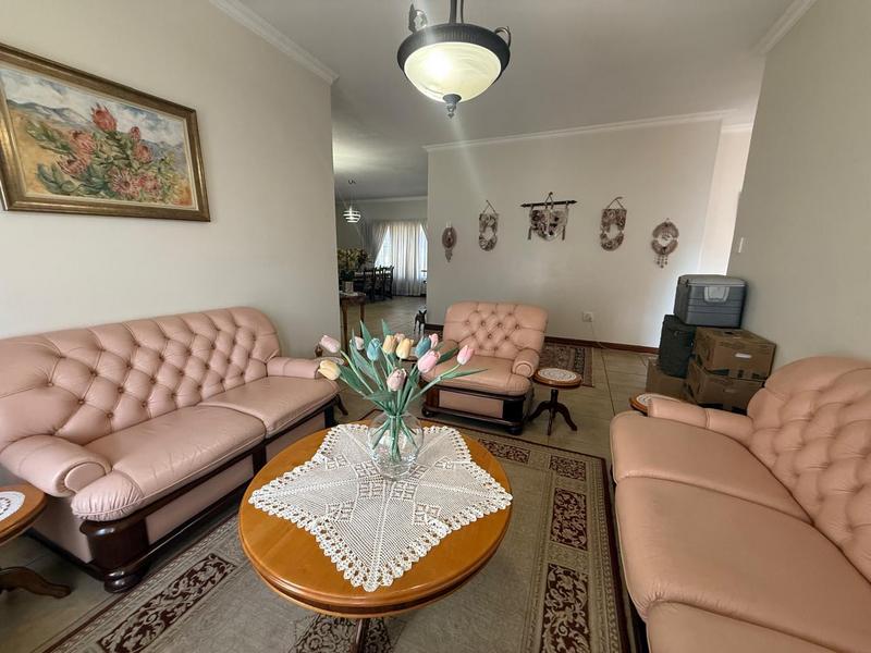 4 Bedroom Property for Sale in Midfield Estate Gauteng