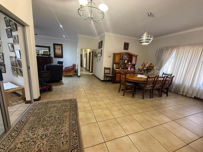 4 Bedroom Property for Sale in Midfield Estate Gauteng