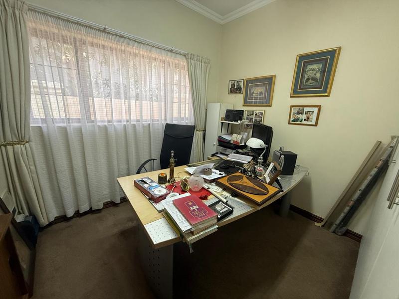 4 Bedroom Property for Sale in Midfield Estate Gauteng