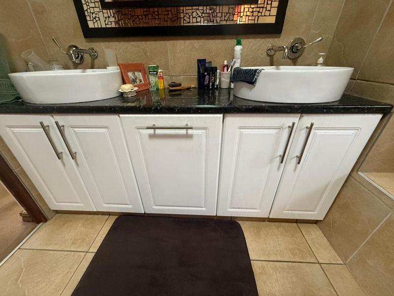 4 Bedroom Property for Sale in Midfield Estate Gauteng
