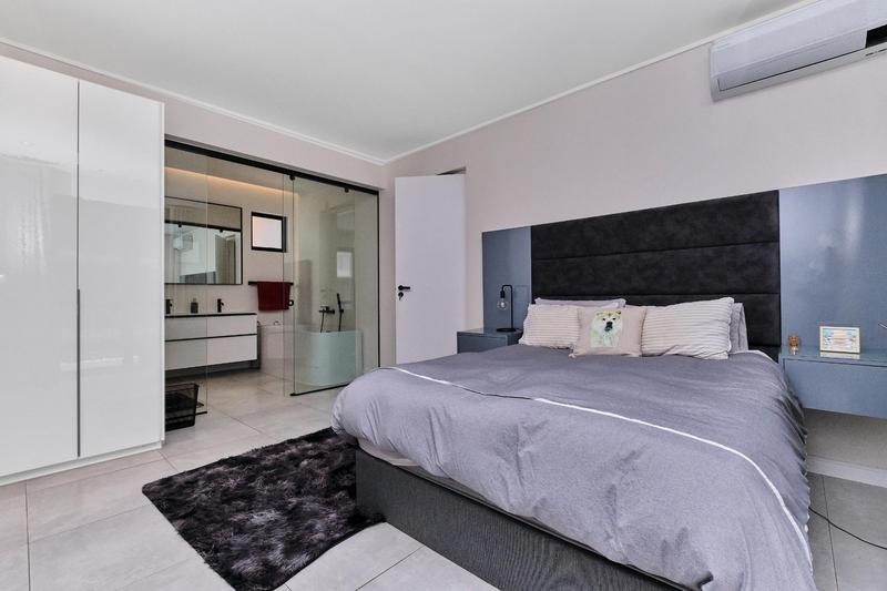2 Bedroom Property for Sale in Hyde Park Gauteng