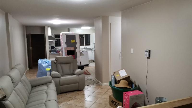 3 Bedroom Property for Sale in Die Hoewes Gauteng