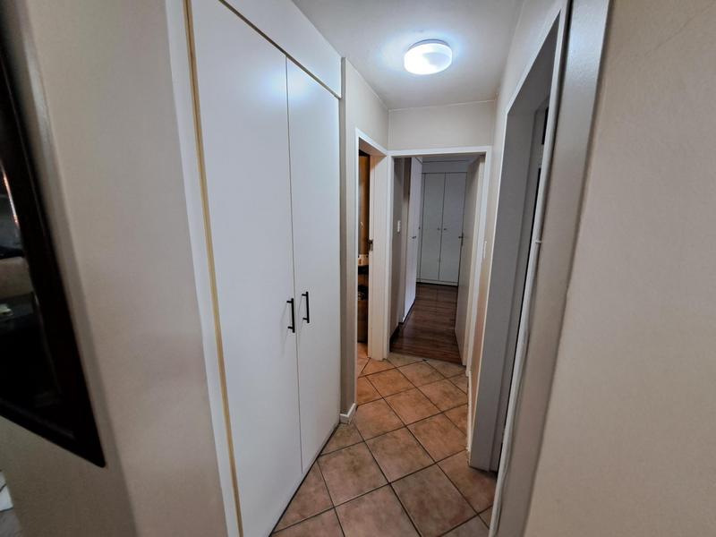 3 Bedroom Property for Sale in Die Hoewes Gauteng