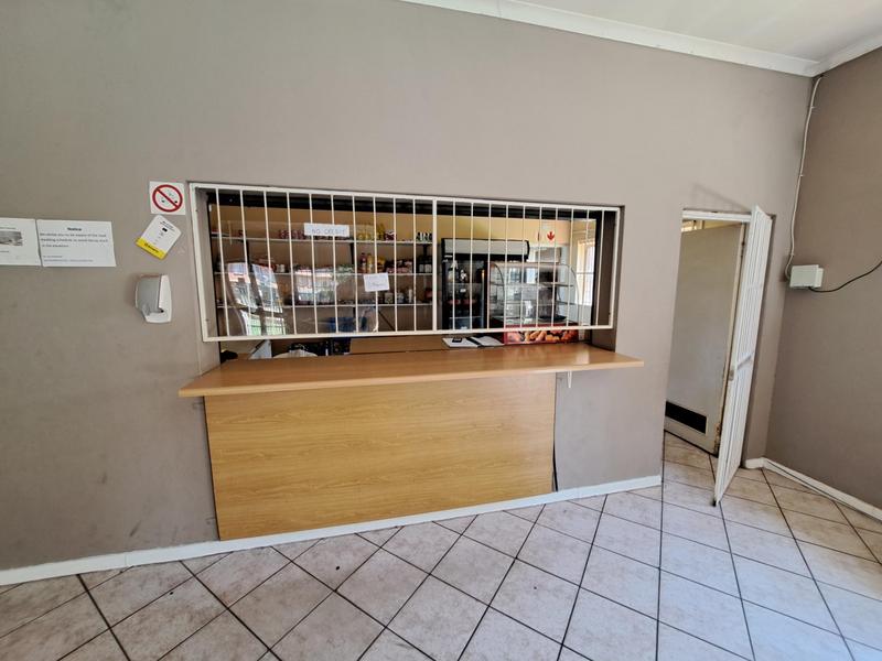 3 Bedroom Property for Sale in Die Hoewes Gauteng