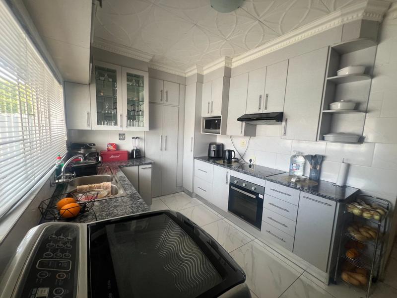 3 Bedroom Property for Sale in Theresa Park Gauteng