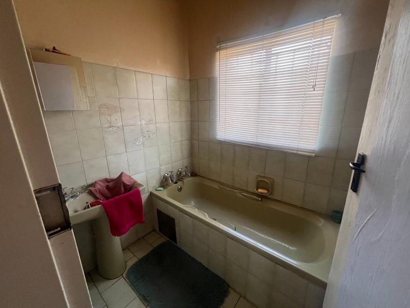 3 Bedroom Property for Sale in Theresa Park Gauteng