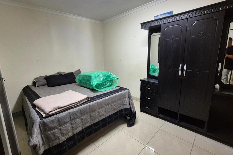 5 Bedroom Property for Sale in The Hill Gauteng