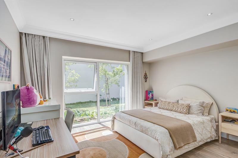 4 Bedroom Property for Sale in Benmore Gardens Gauteng