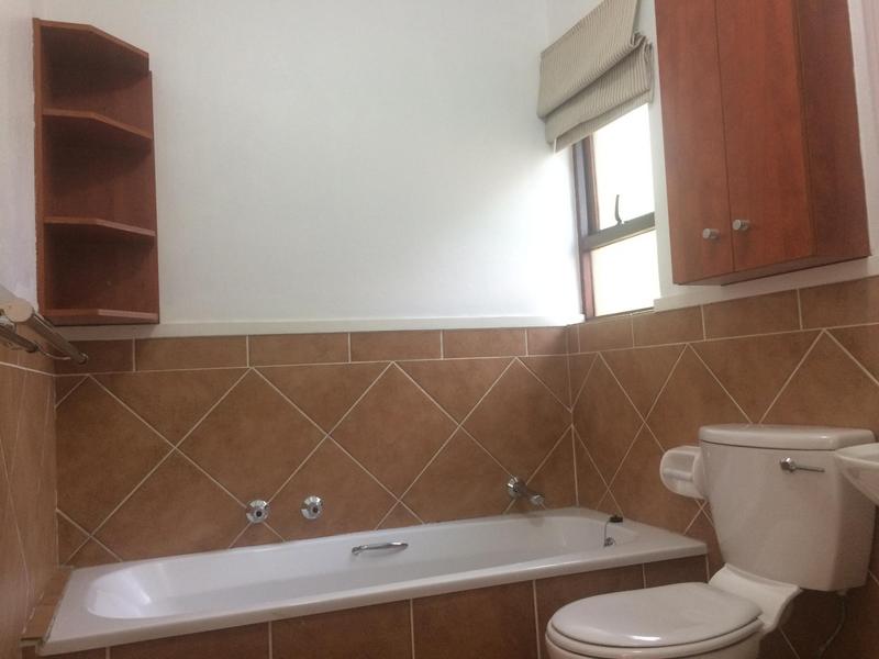 To Let 1 Bedroom Property for Rent in Sunninghill Gauteng