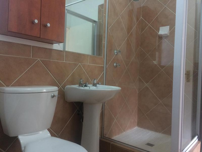 To Let 1 Bedroom Property for Rent in Sunninghill Gauteng