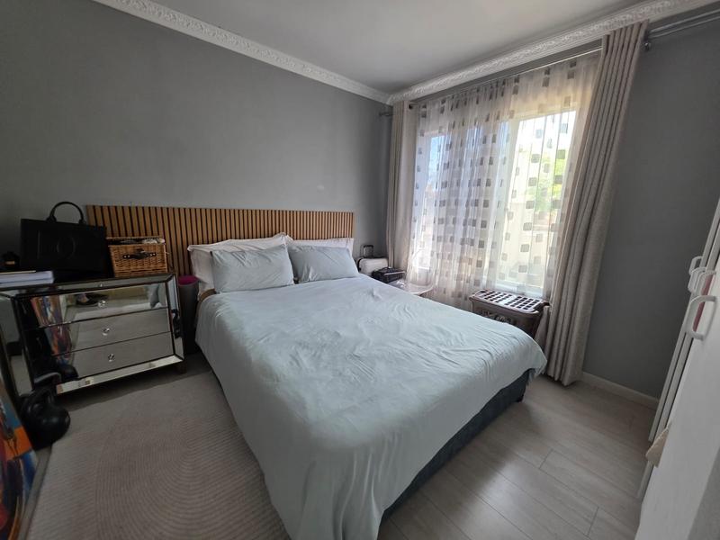2 Bedroom Property for Sale in Sunninghill Gauteng