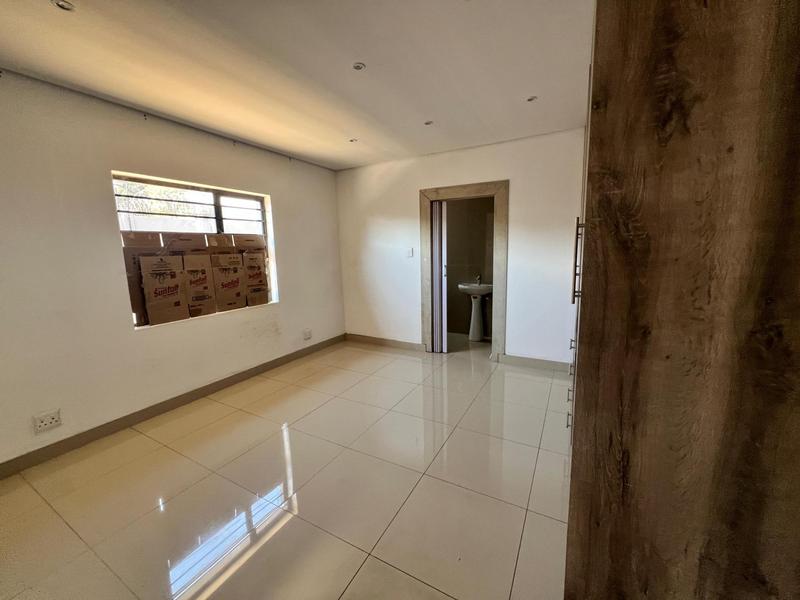 To Let 3 Bedroom Property for Rent in Erasmia Gauteng