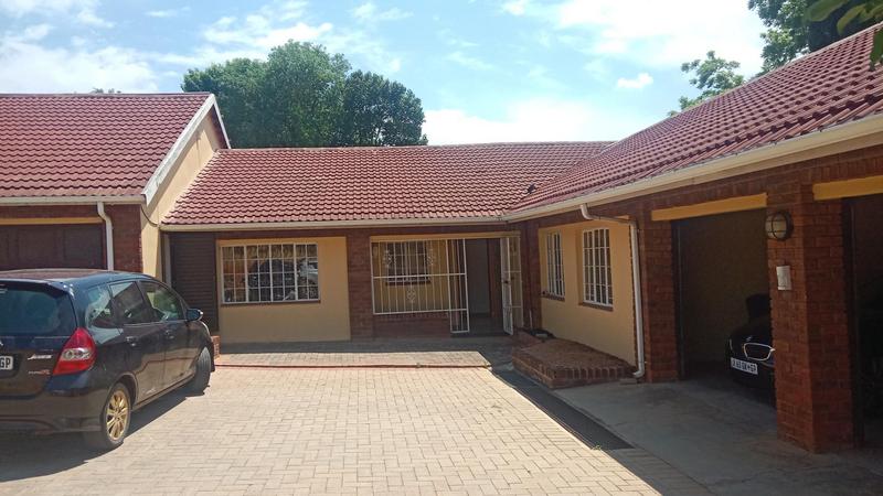 4 Bedroom Property for Sale in Bedfordview Gauteng