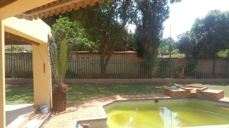 4 Bedroom Property for Sale in Bedfordview Gauteng