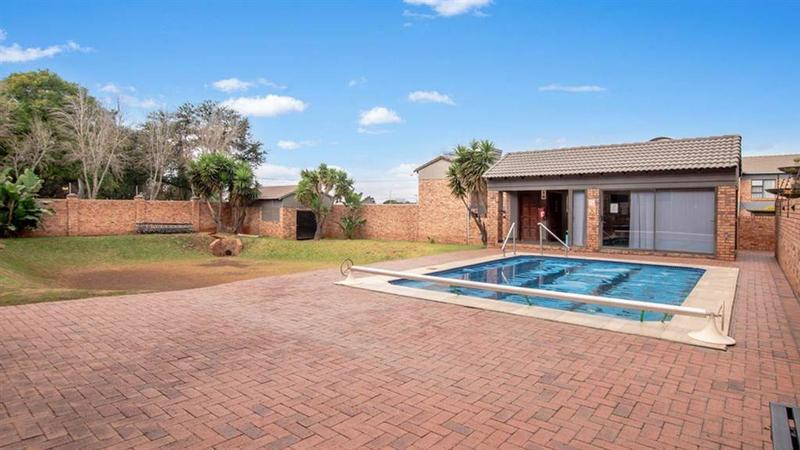 2 Bedroom Property for Sale in Ravenswood Gauteng