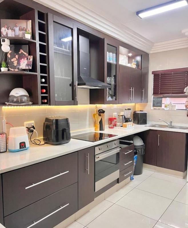 2 Bedroom Property for Sale in Ravenswood Gauteng
