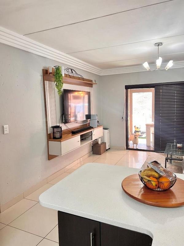 2 Bedroom Property for Sale in Ravenswood Gauteng