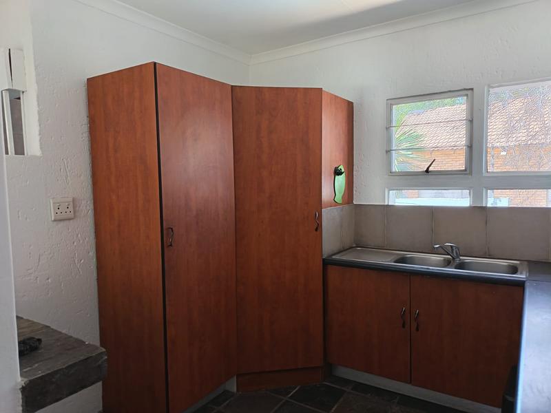 1 Bedroom Property for Sale in Bassonia Gauteng