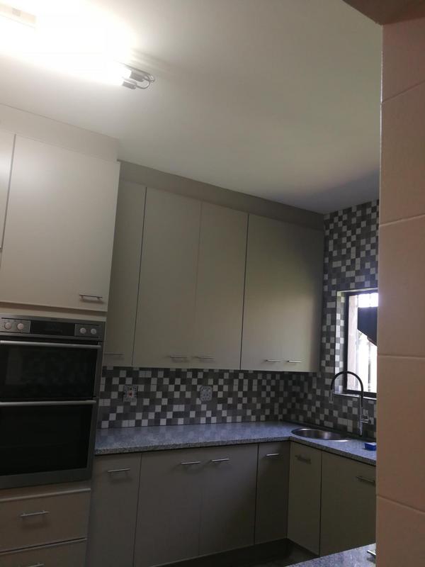 To Let 3 Bedroom Property for Rent in Waterkloof A H Gauteng