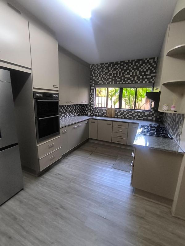 3 Bedroom Property for Sale in Waterkloof A H Gauteng