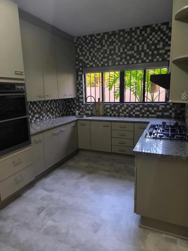 3 Bedroom Property for Sale in Waterkloof A H Gauteng