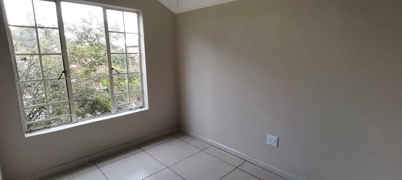 To Let 2 Bedroom Property for Rent in Wilgeheuwel Gauteng