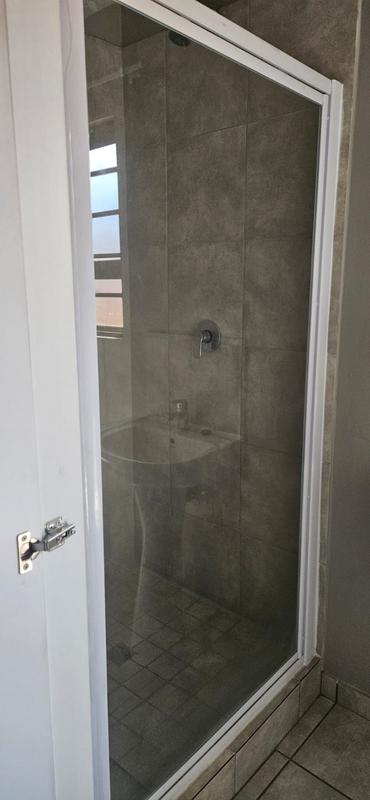 To Let 3 Bedroom Property for Rent in Windmill Park Gauteng