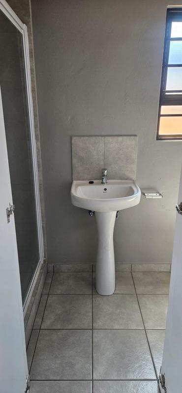 To Let 3 Bedroom Property for Rent in Windmill Park Gauteng