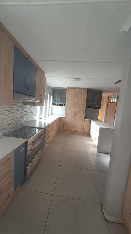 To Let 3 Bedroom Property for Rent in Van Riebeeck Park Gauteng