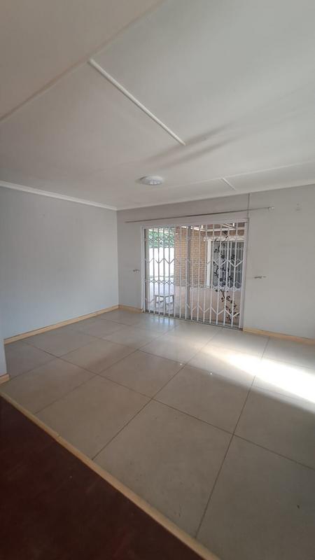 To Let 3 Bedroom Property for Rent in Van Riebeeck Park Gauteng