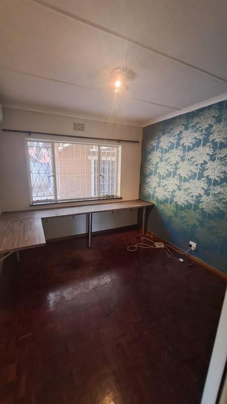To Let 3 Bedroom Property for Rent in Van Riebeeck Park Gauteng