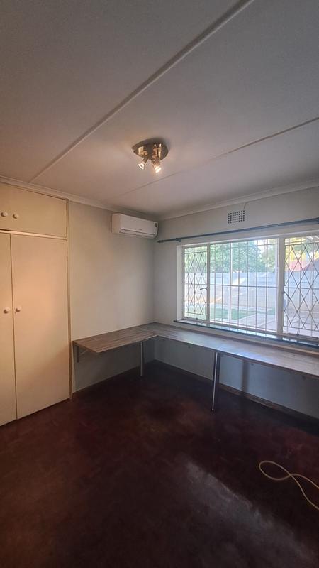 To Let 3 Bedroom Property for Rent in Van Riebeeck Park Gauteng