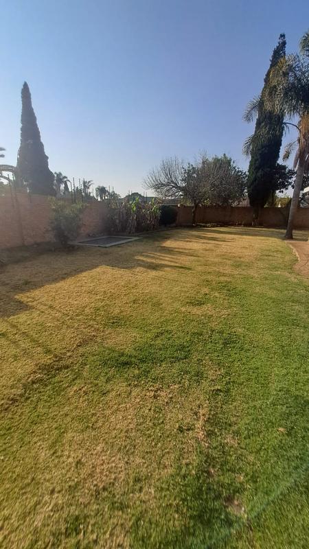 To Let 3 Bedroom Property for Rent in Van Riebeeck Park Gauteng
