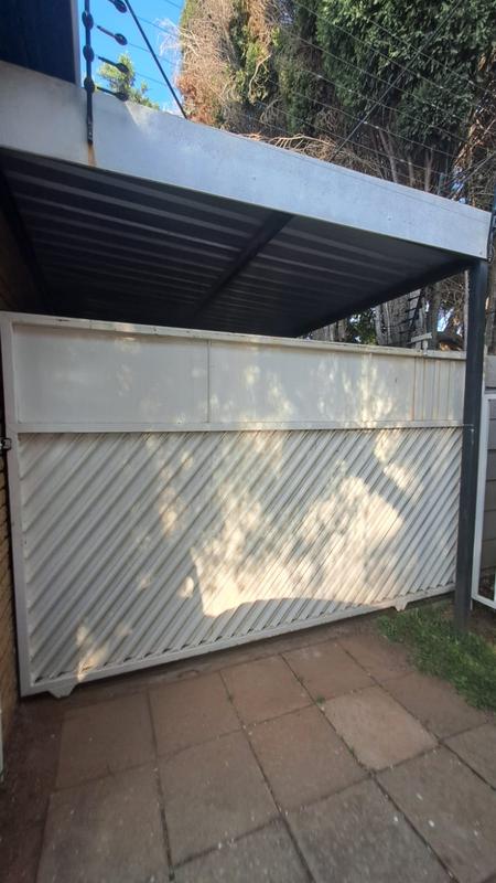 To Let 3 Bedroom Property for Rent in Van Riebeeck Park Gauteng