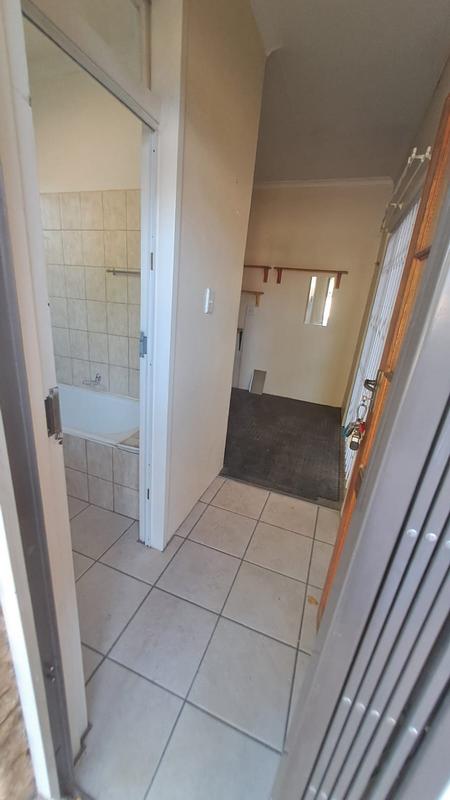 To Let 3 Bedroom Property for Rent in Van Riebeeck Park Gauteng
