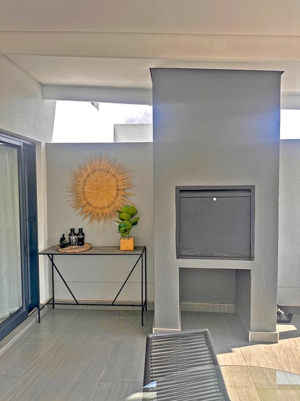 2 Bedroom Property for Sale in Bryanston Gauteng