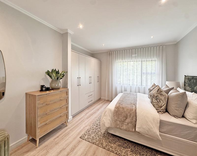 2 Bedroom Property for Sale in Bryanston Gauteng
